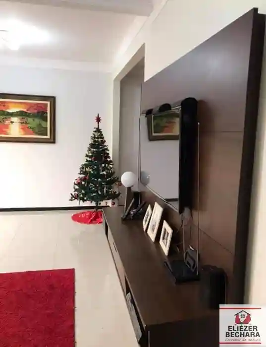 Casa com 3 quartos à venda, 134m² — foto 12 de 18