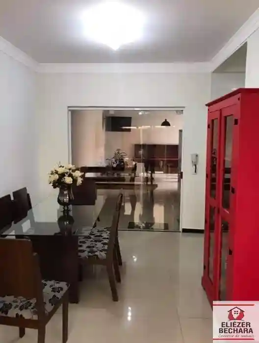 Casa com 3 quartos à venda, 134m² — foto 5 de 18