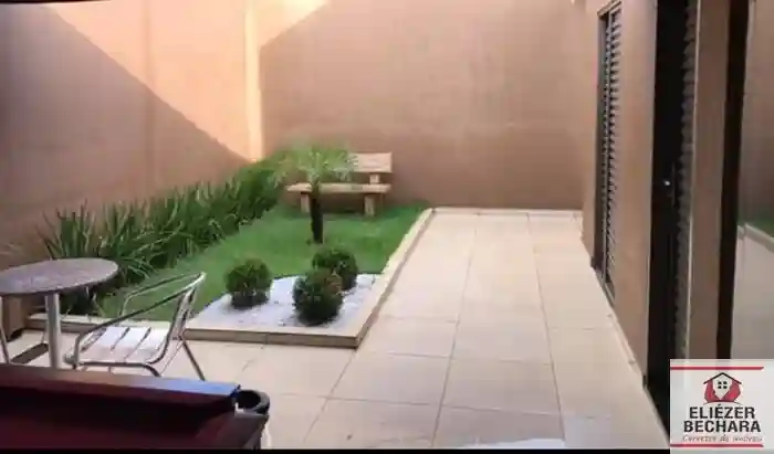 Casa com 3 quartos à venda, 134m² — foto 9 de 18