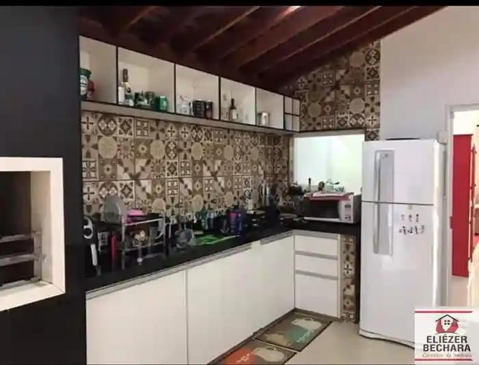 Casa com 3 quartos à venda, 134m² — foto 18 de 18
