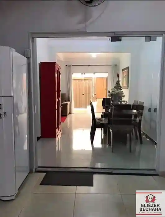 Casa com 3 quartos à venda, 134m² — foto 11 de 18