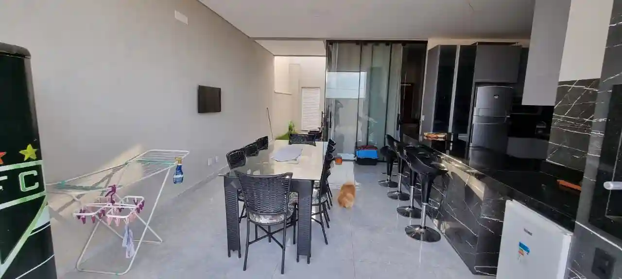 Casa de Condomínio com 3 quartos à venda, 253m² — foto 4 de 11