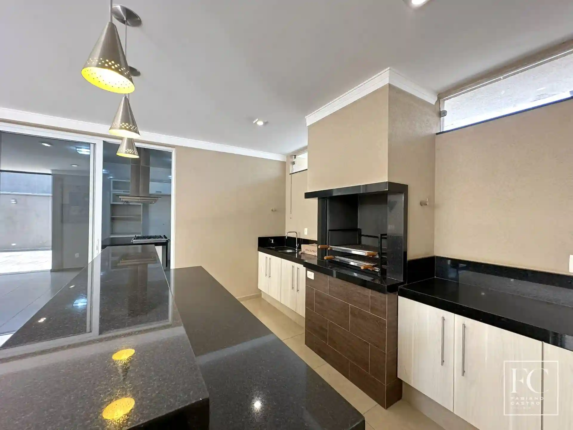 Sobrado com 4 quartos à venda, 380m² — foto 7 de 25