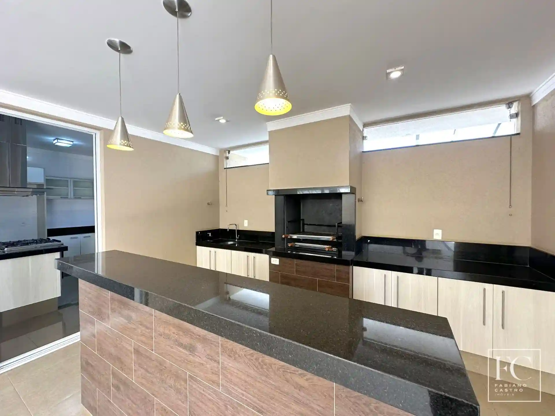 Sobrado com 4 quartos à venda, 380m² — foto 12 de 25