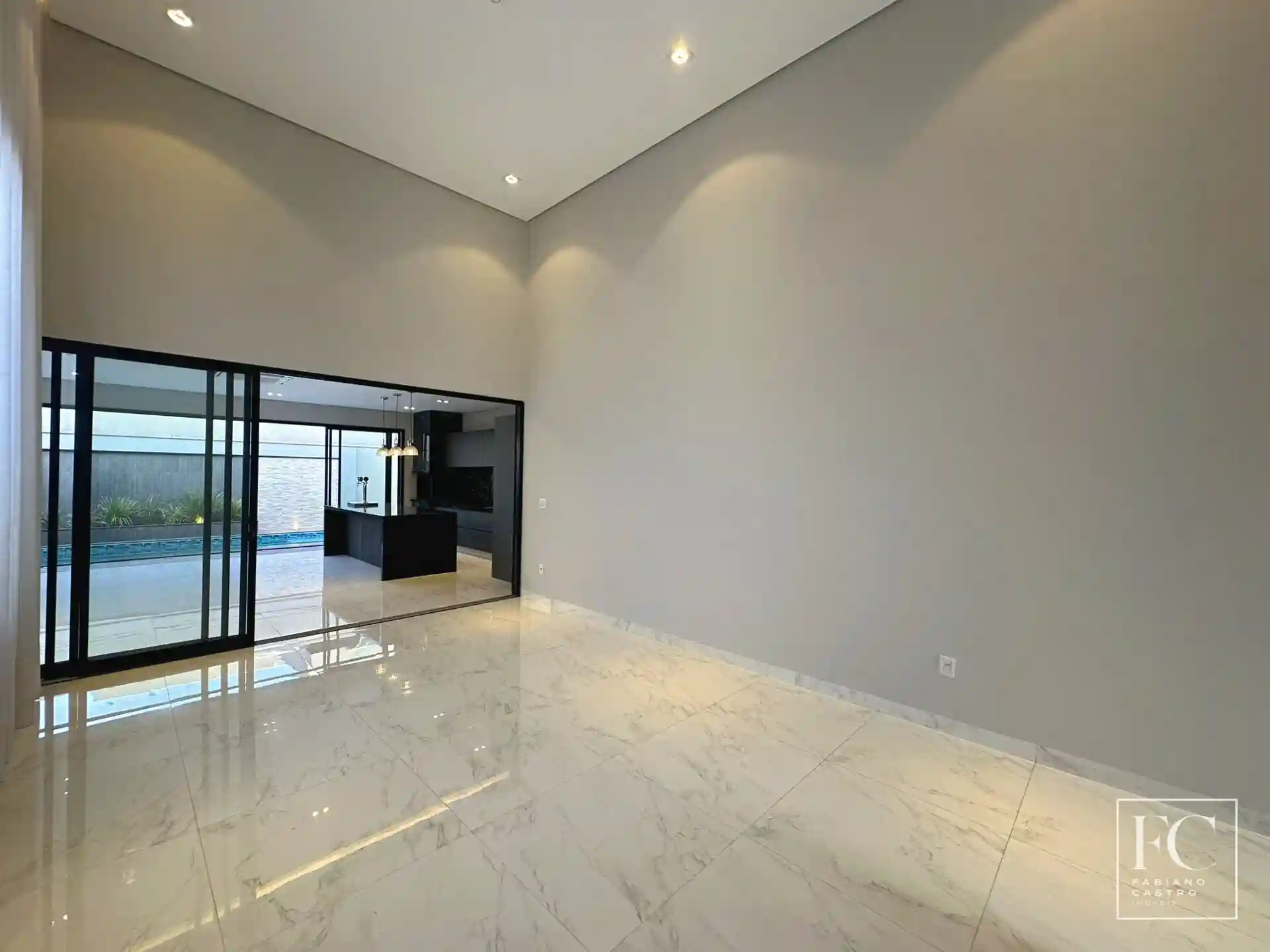 Casa de Condomínio com 3 quartos à venda, 230m² — foto 9 de 33