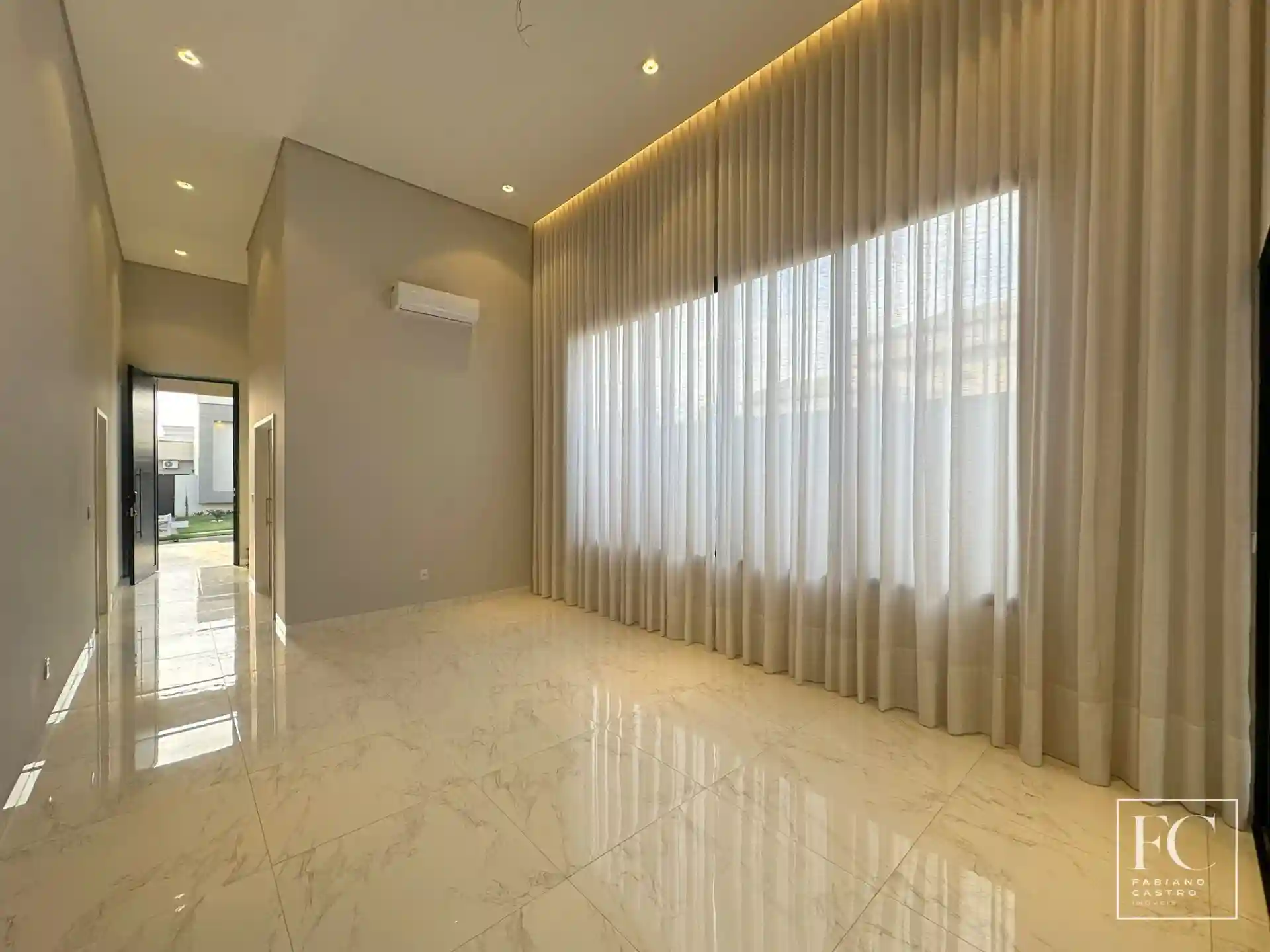 Casa de Condomínio com 3 quartos à venda, 230m² — foto 22 de 33