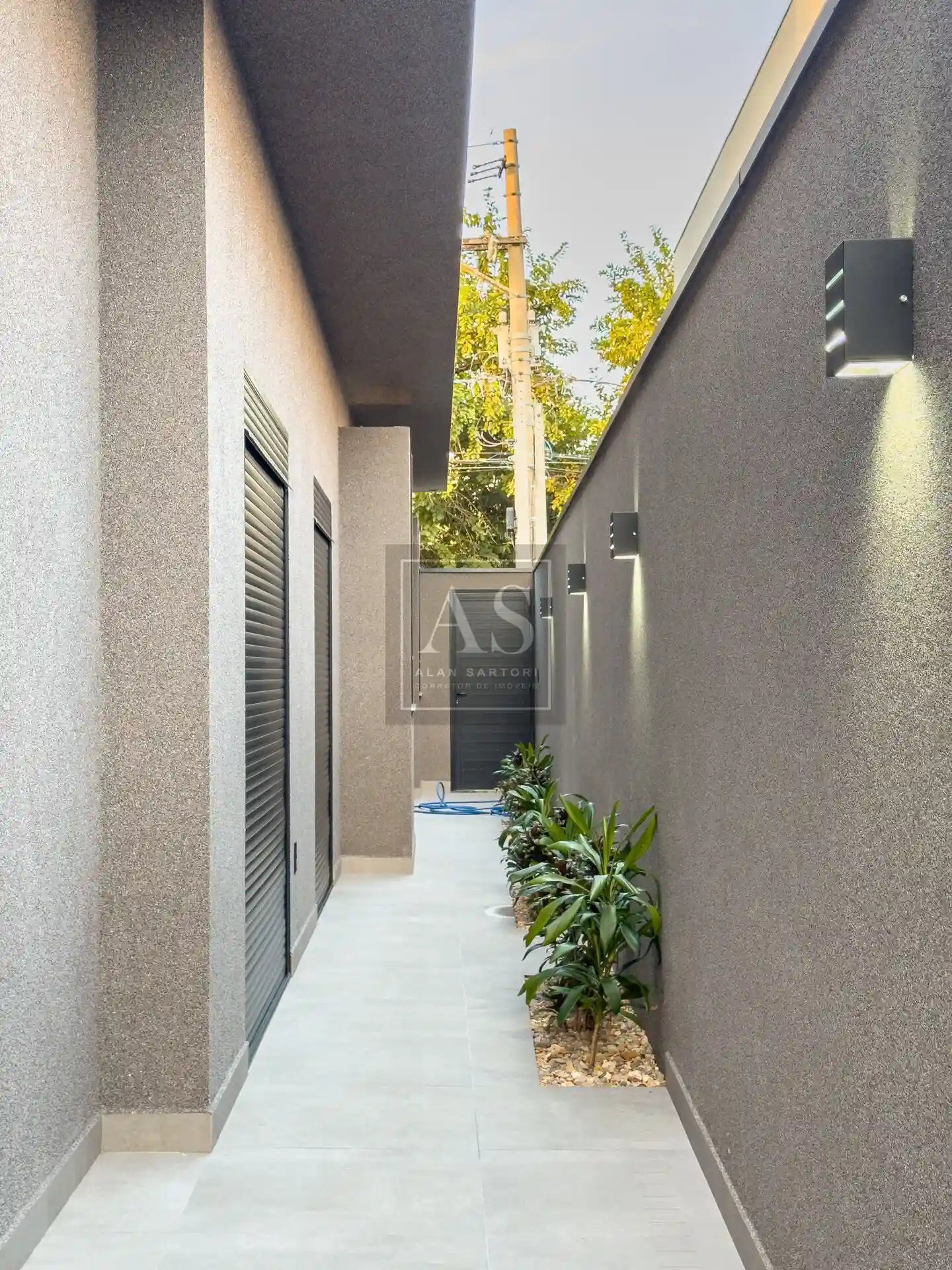 Casa de Condomínio com 3 quartos à venda, 230m² — foto 19 de 39