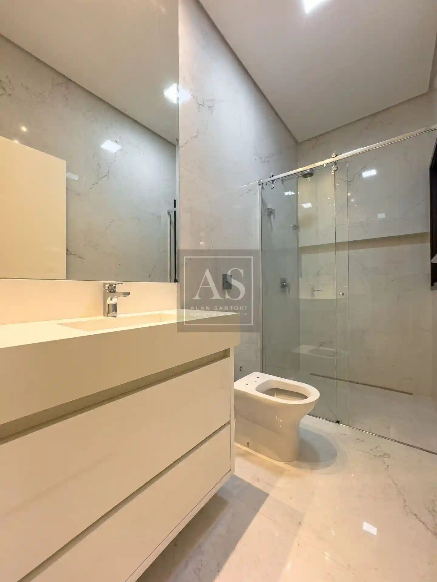 Casa de Condomínio com 3 quartos à venda, 230m² — foto 34 de 39