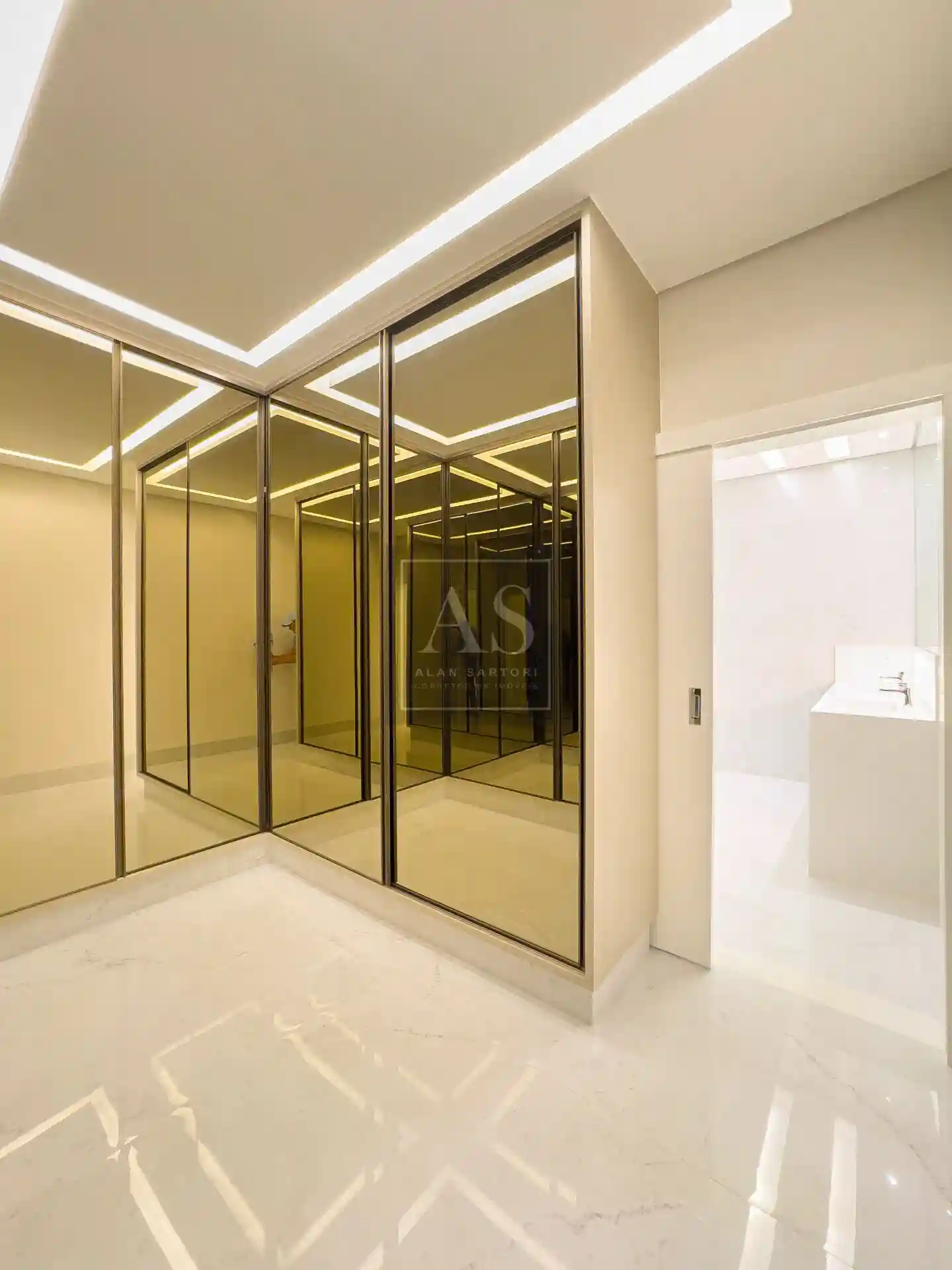 Casa de Condomínio com 3 quartos à venda, 230m² — foto 27 de 39