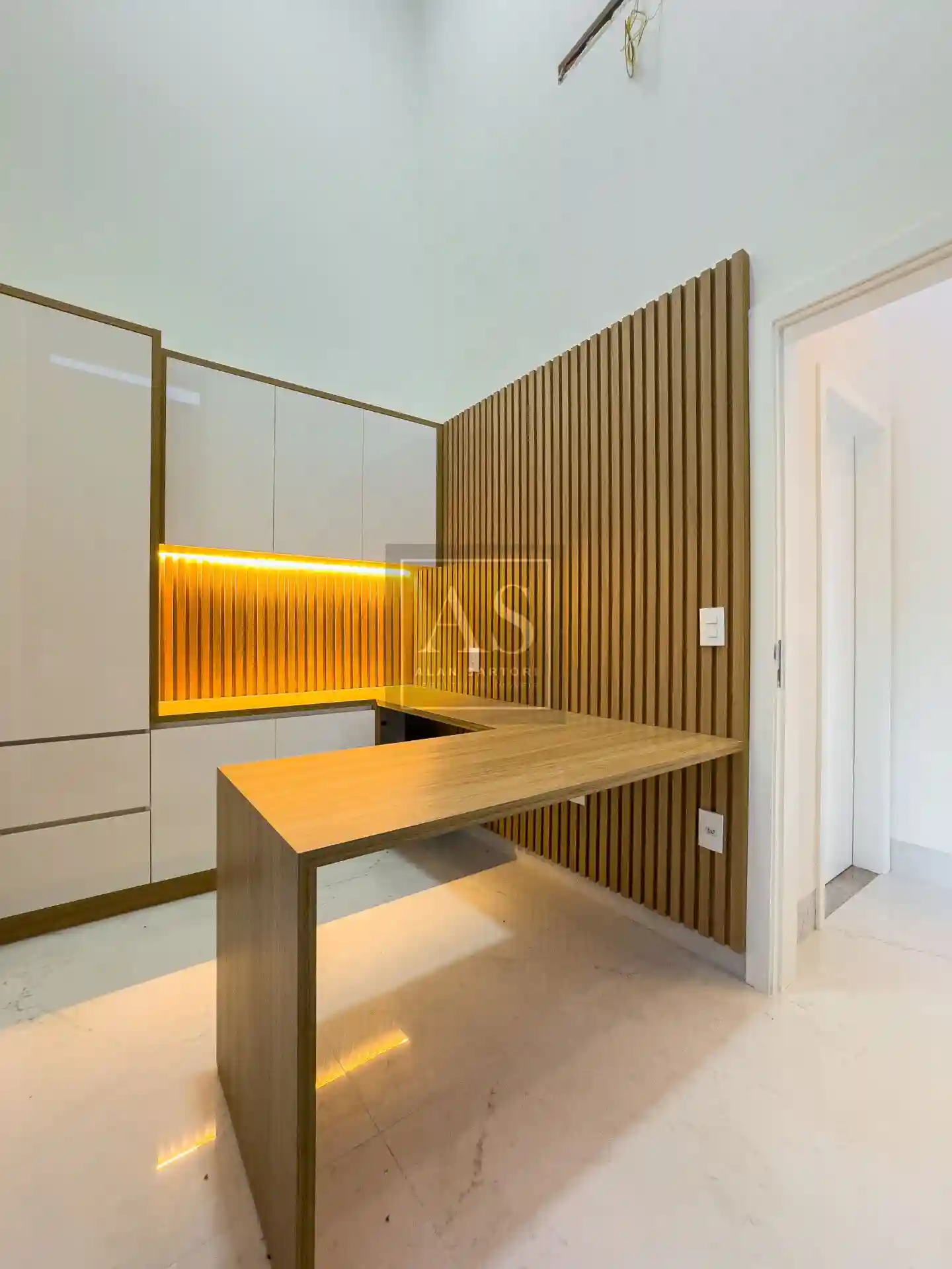 Casa de Condomínio com 3 quartos à venda, 230m² — foto 22 de 39