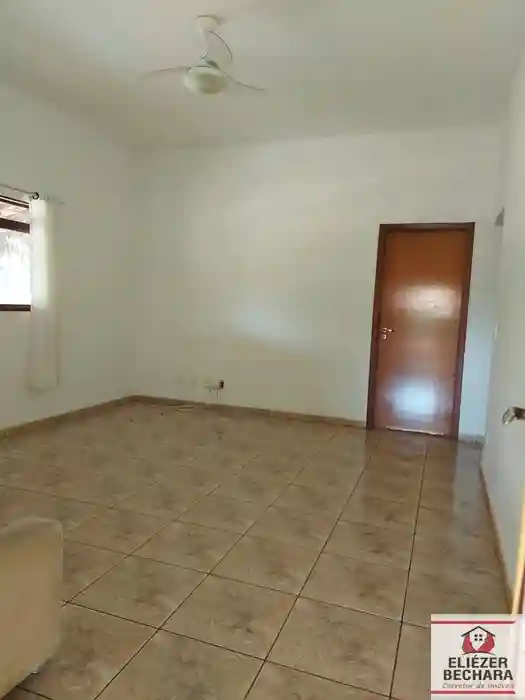 Fazenda / Sítio / Chácara com 2 quartos à venda, 2280m² — foto 4 de 26