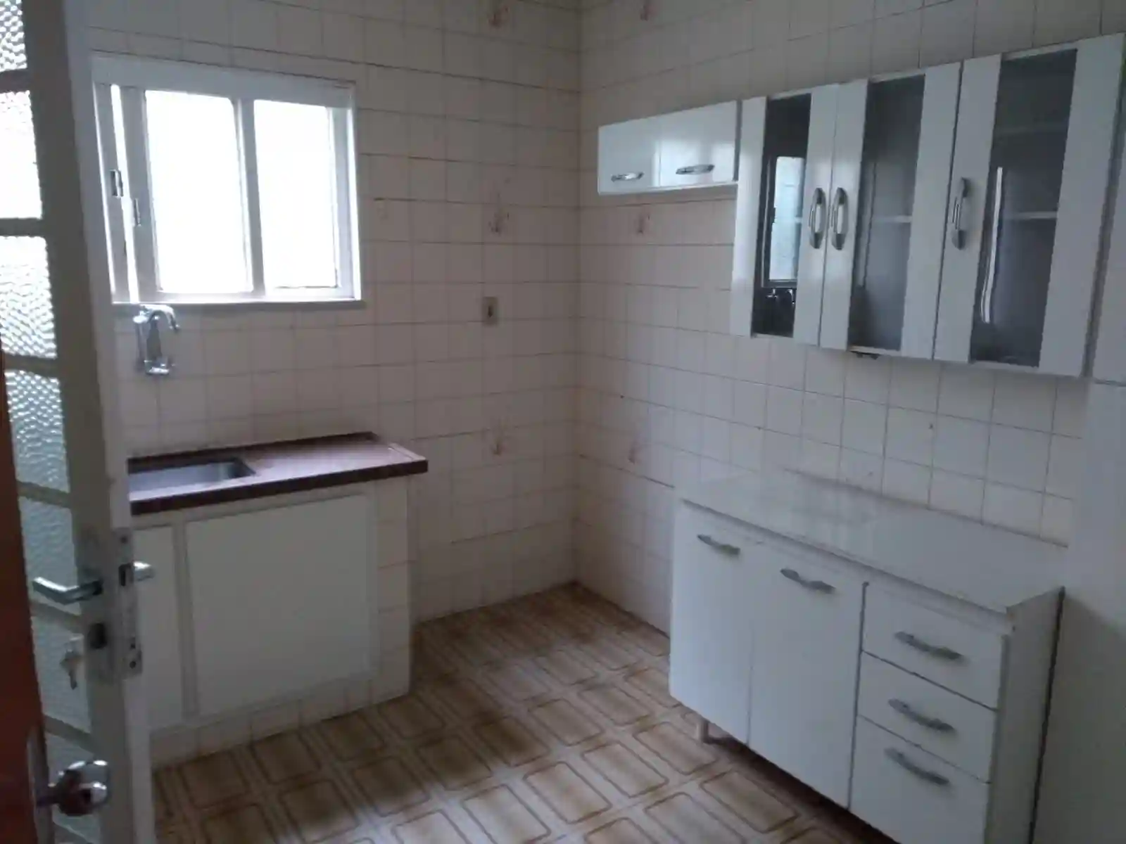 Apartamento com 3 quartos à venda, 120m² — foto 1 de 8