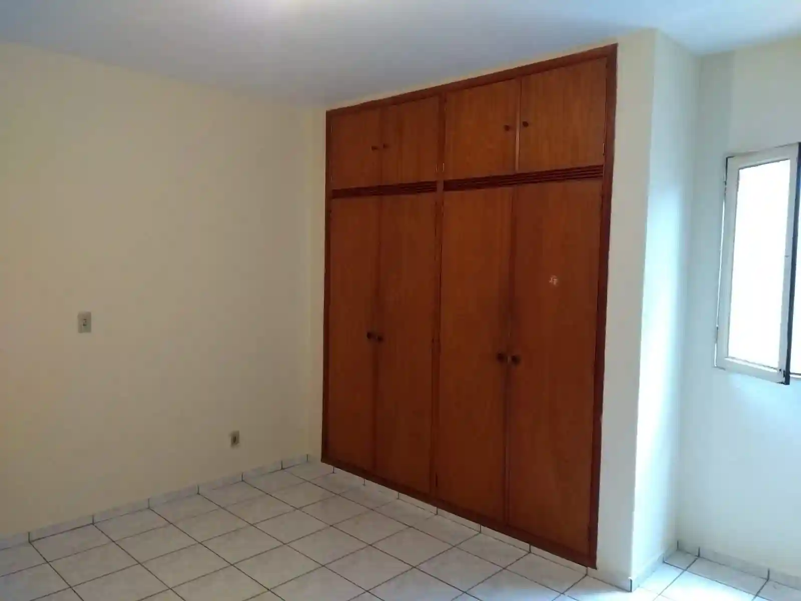 Apartamento com 3 quartos à venda, 120m² — foto 3 de 8