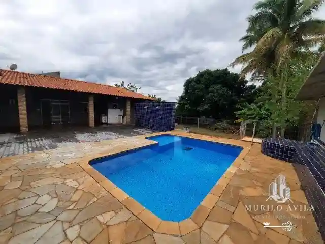 Fazenda / Sítio / Chácara com 3 quartos à venda, 1000m² — foto 2 de 8