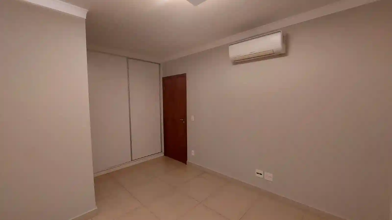 Apartamento com 3 quartos à venda, 163m² — foto 11 de 22