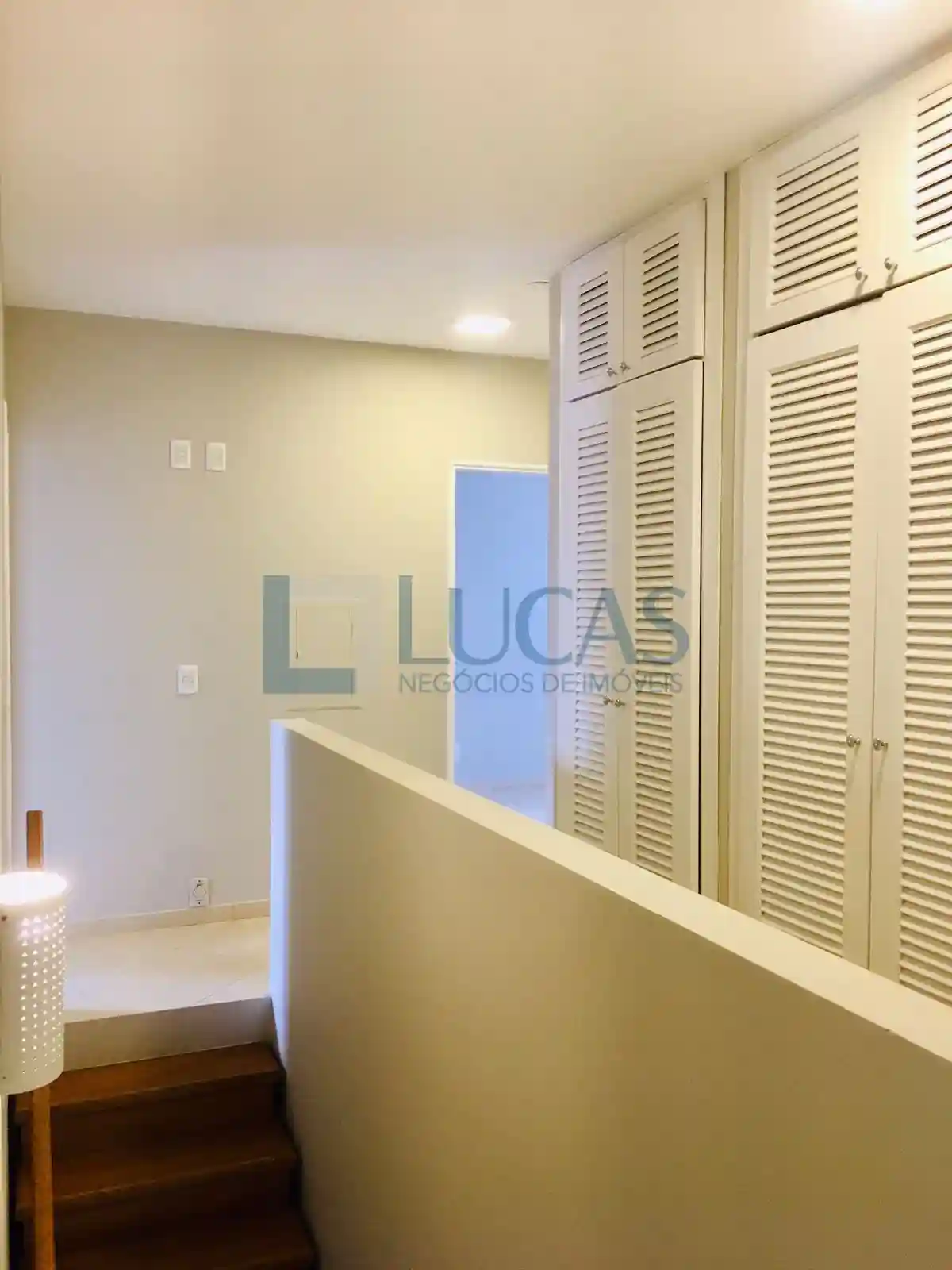 Casa de Condomínio com 4 quartos à venda, 380m² — foto 14 de 24