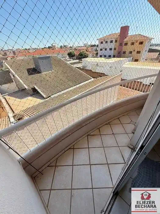 Apartamento com 3 quartos à venda, 100m² — foto 4 de 17