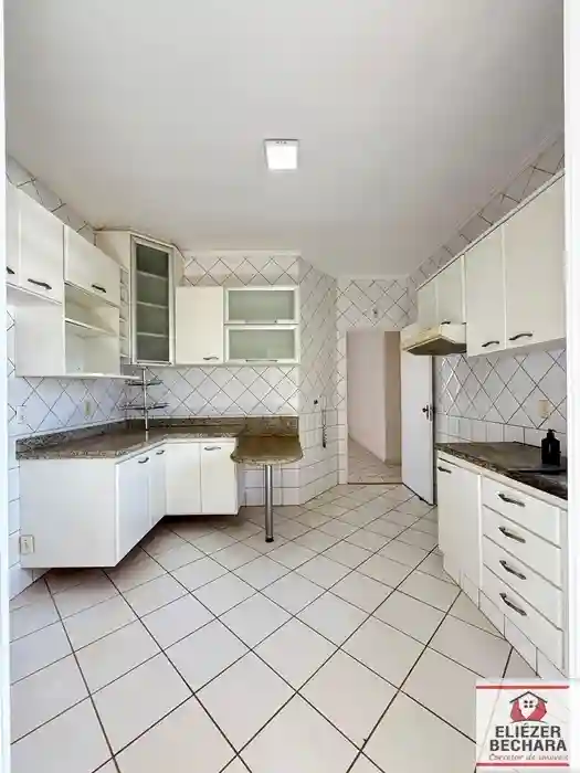 Apartamento com 3 quartos à venda, 100m² — foto 9 de 17