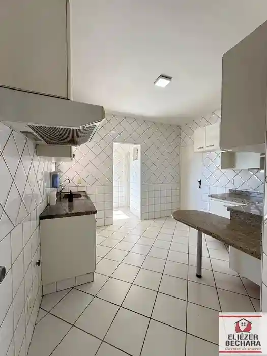 Apartamento com 3 quartos à venda, 100m² — foto 12 de 17