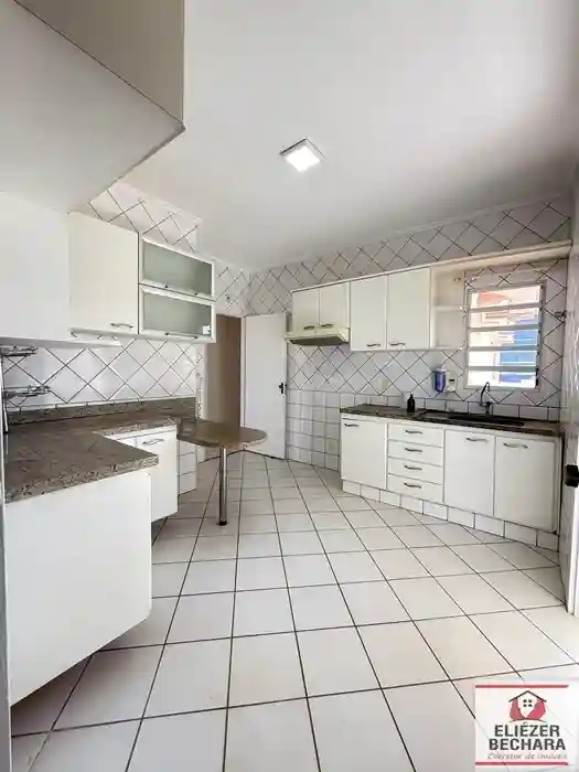 Apartamento com 3 quartos à venda, 100m² — foto 13 de 17