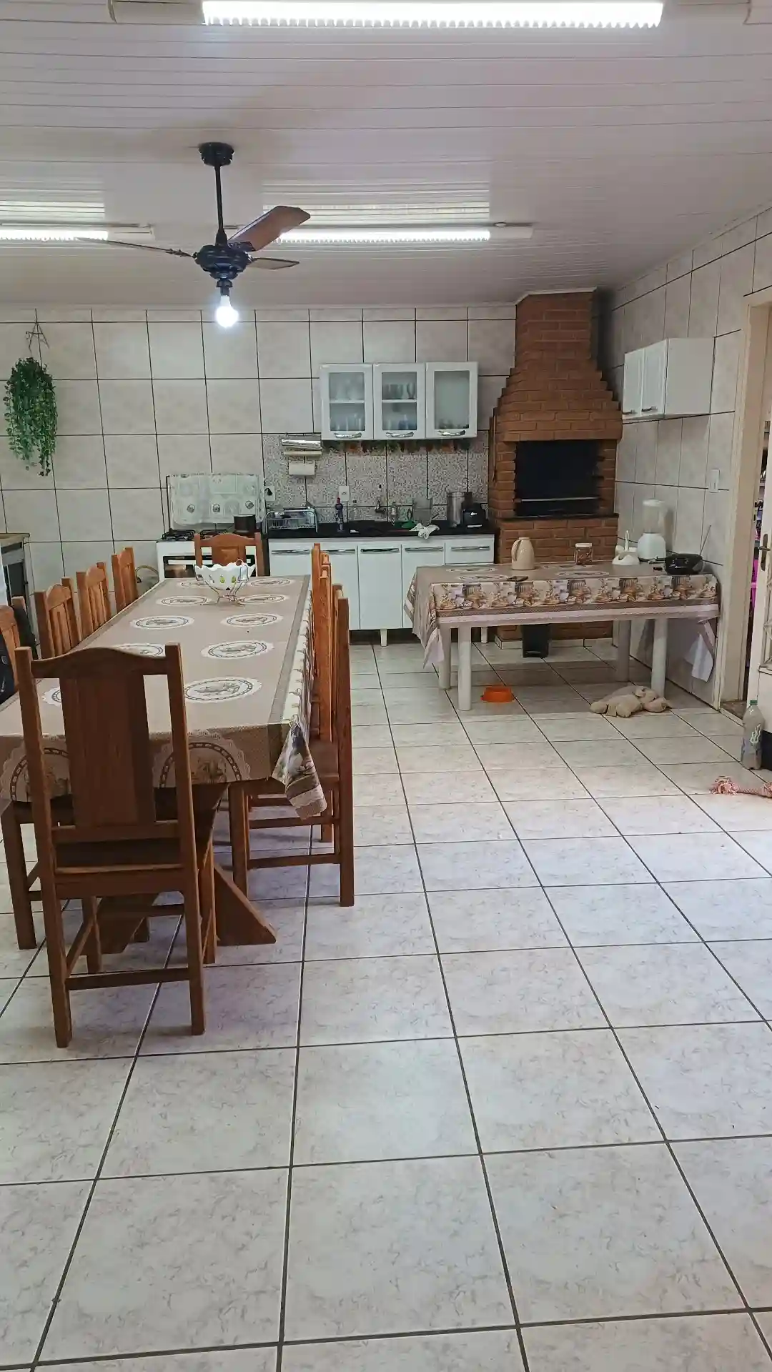 Casa com 3 quartos à venda, 147m² — foto 2 de 18