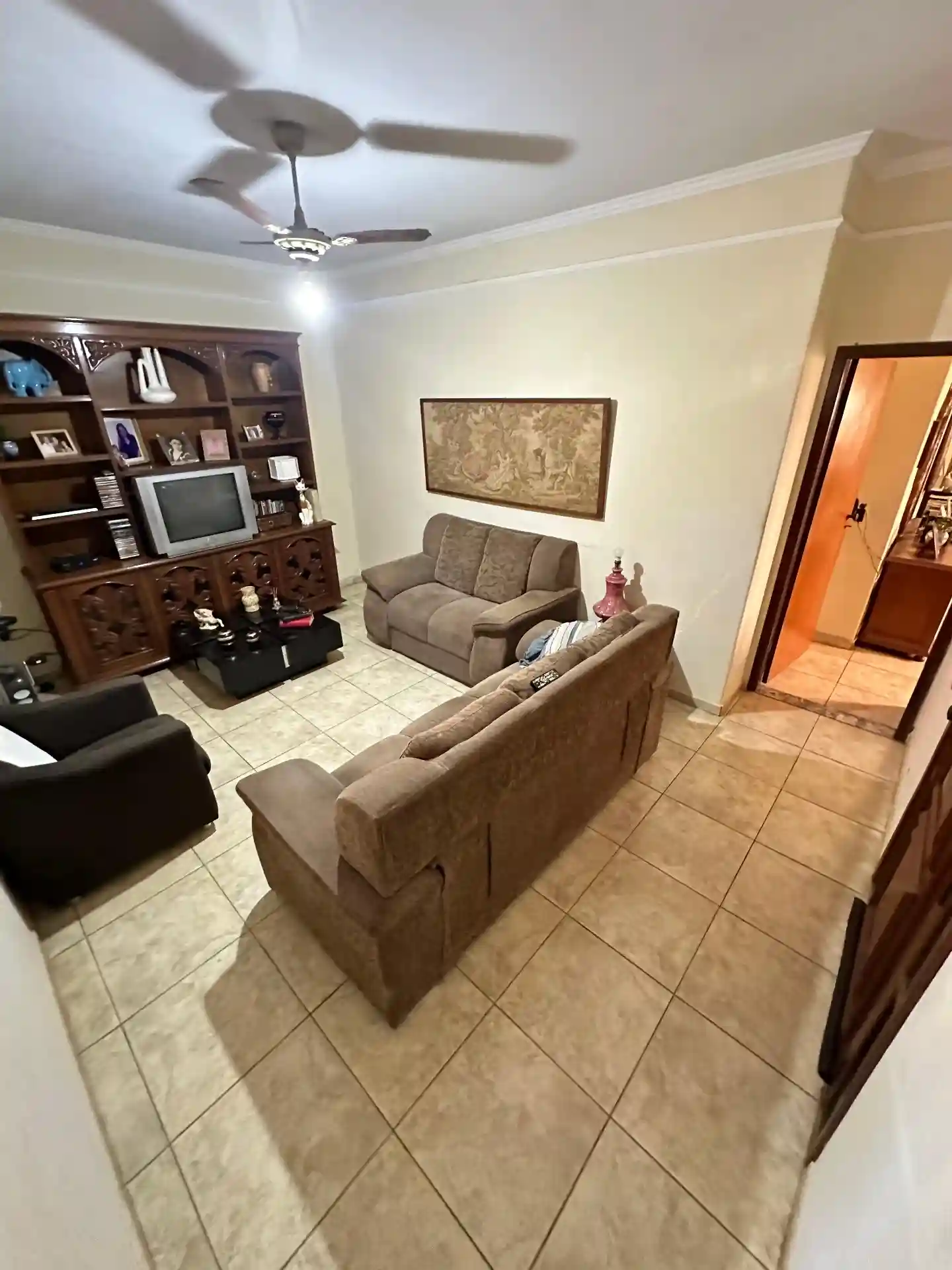Casa com 3 quartos à venda, 246m² — foto 1 de 19