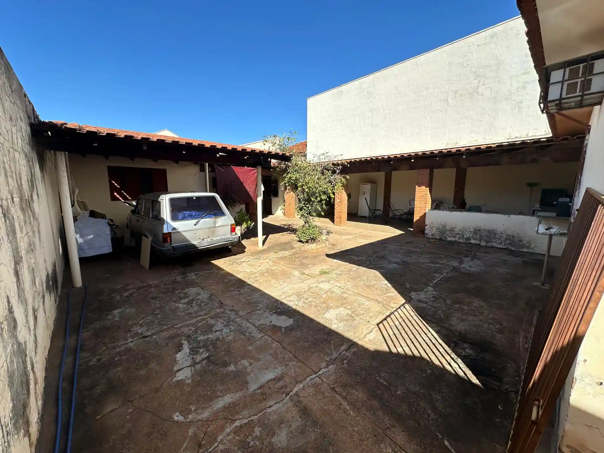 Casa com 3 quartos à venda, 246m² — foto 18 de 19