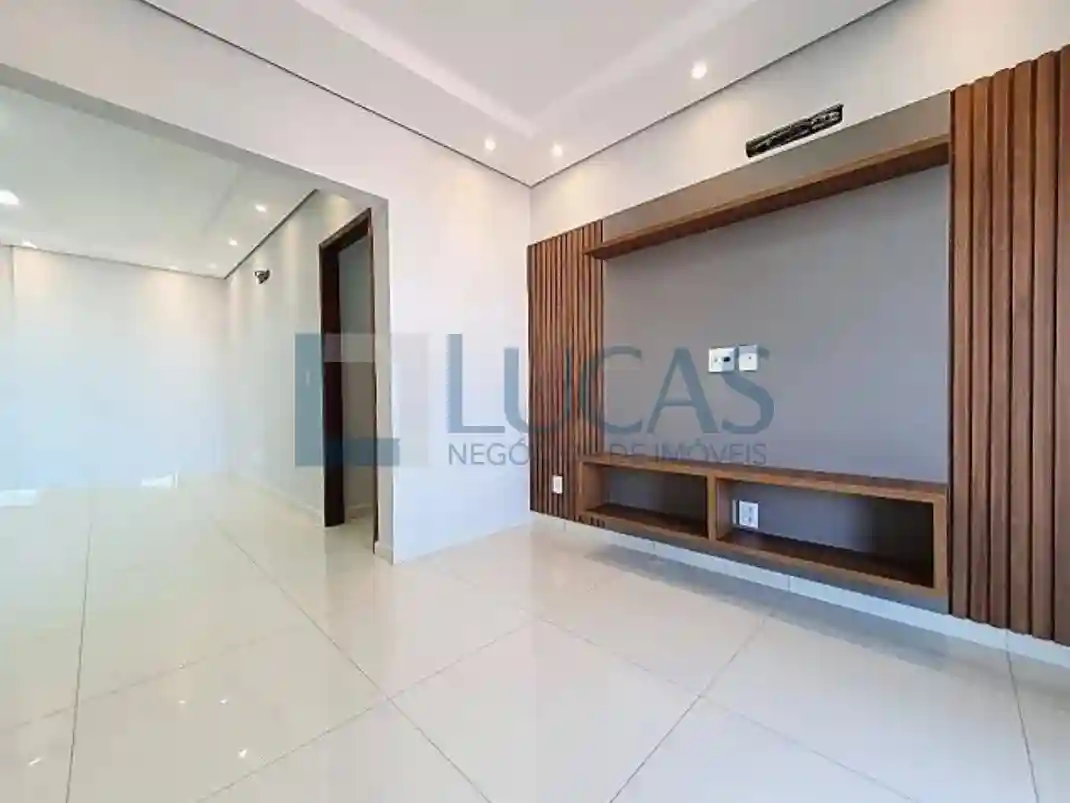 Apartamento com 2 quartos à venda, 90m² — foto 1 de 8