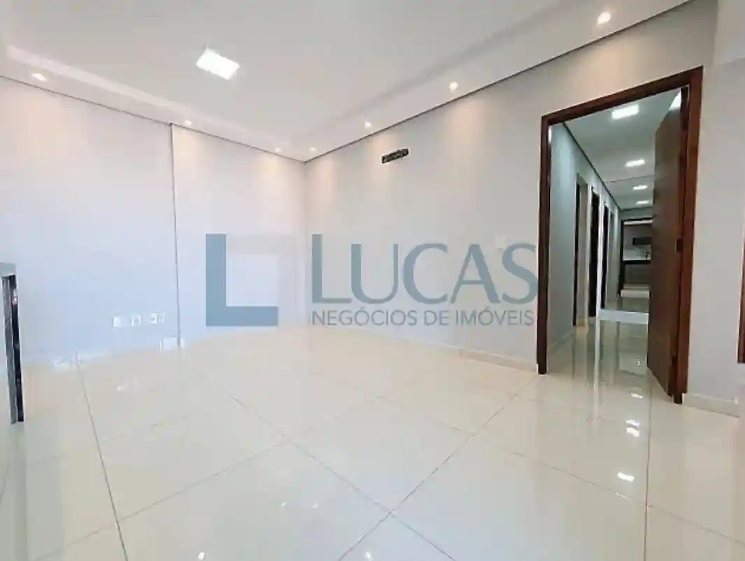 Apartamento com 2 quartos à venda, 90m² — foto 2 de 8