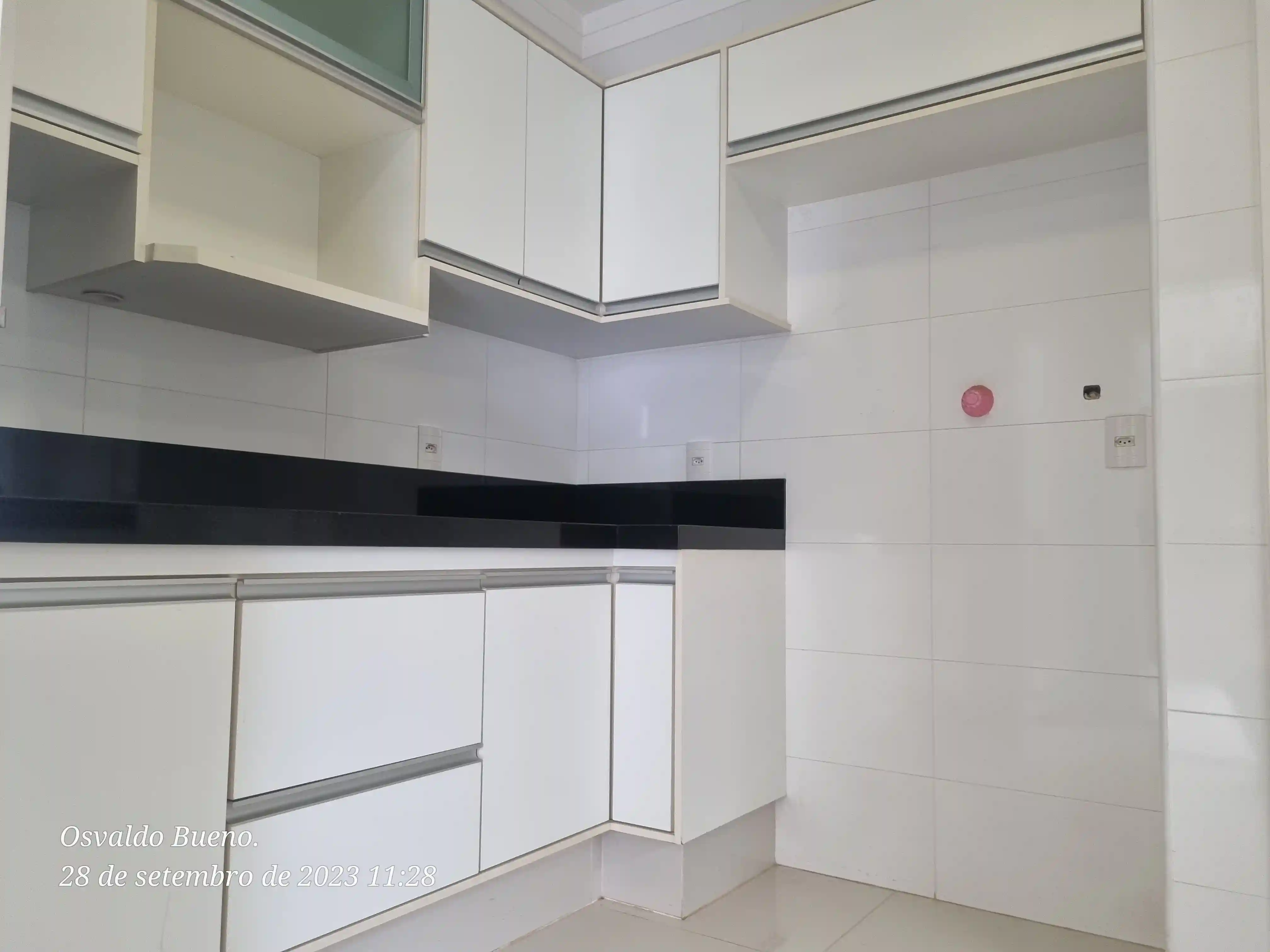 Casa de Condomínio com 3 quartos à venda, 220m² — foto 21 de 23