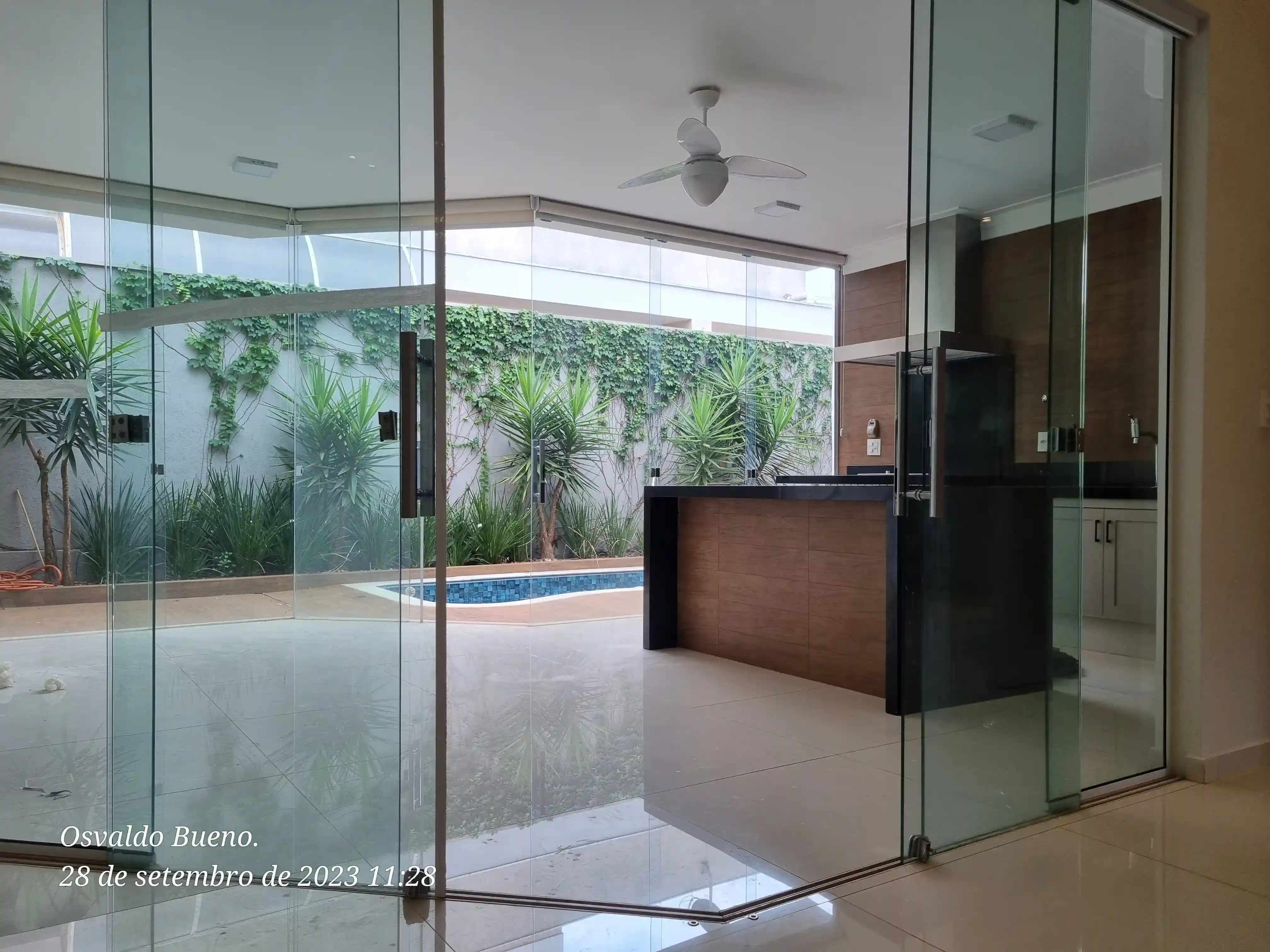Casa de Condomínio com 3 quartos à venda, 220m² — foto 22 de 23
