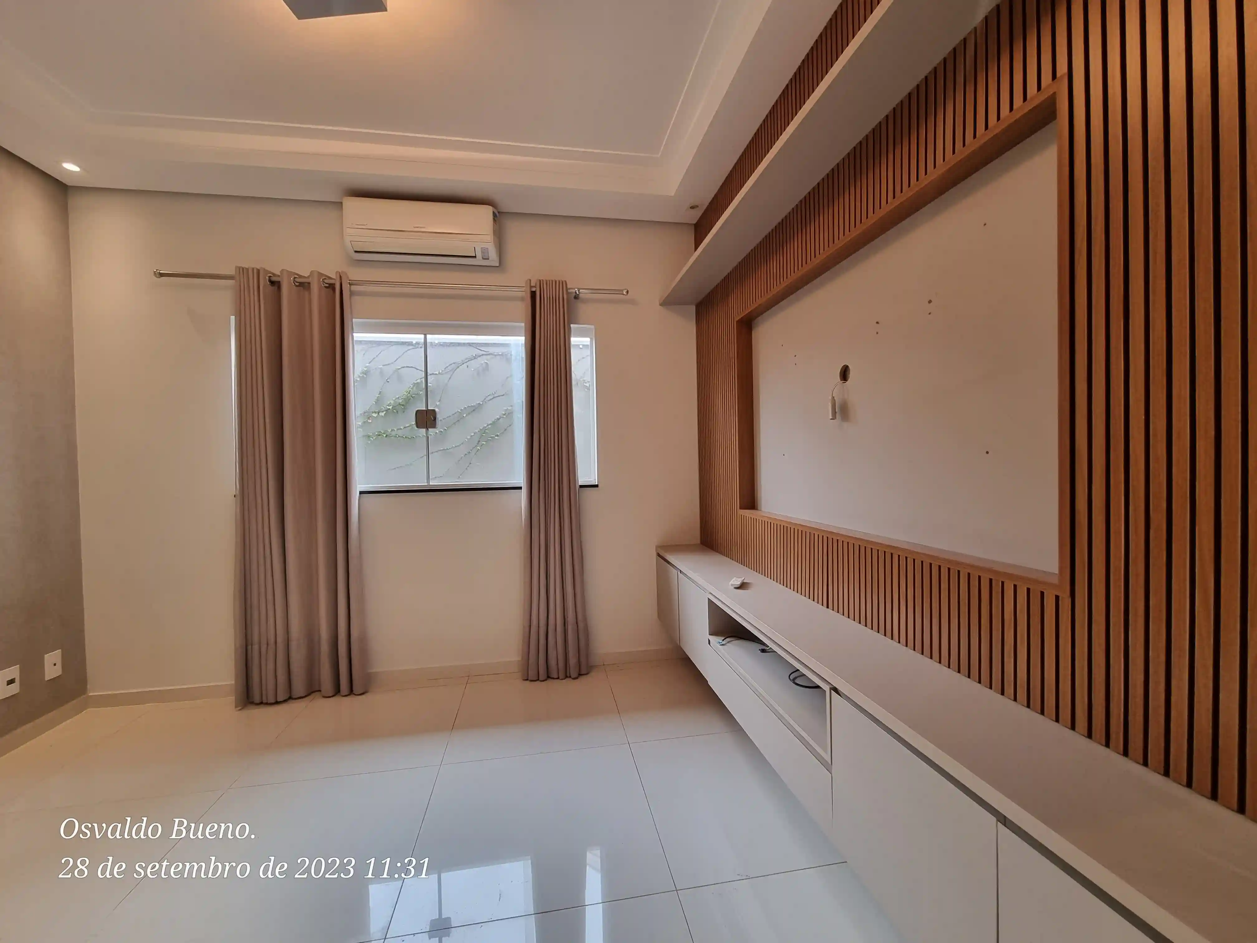 Casa de Condomínio com 3 quartos à venda, 220m² — foto 14 de 23
