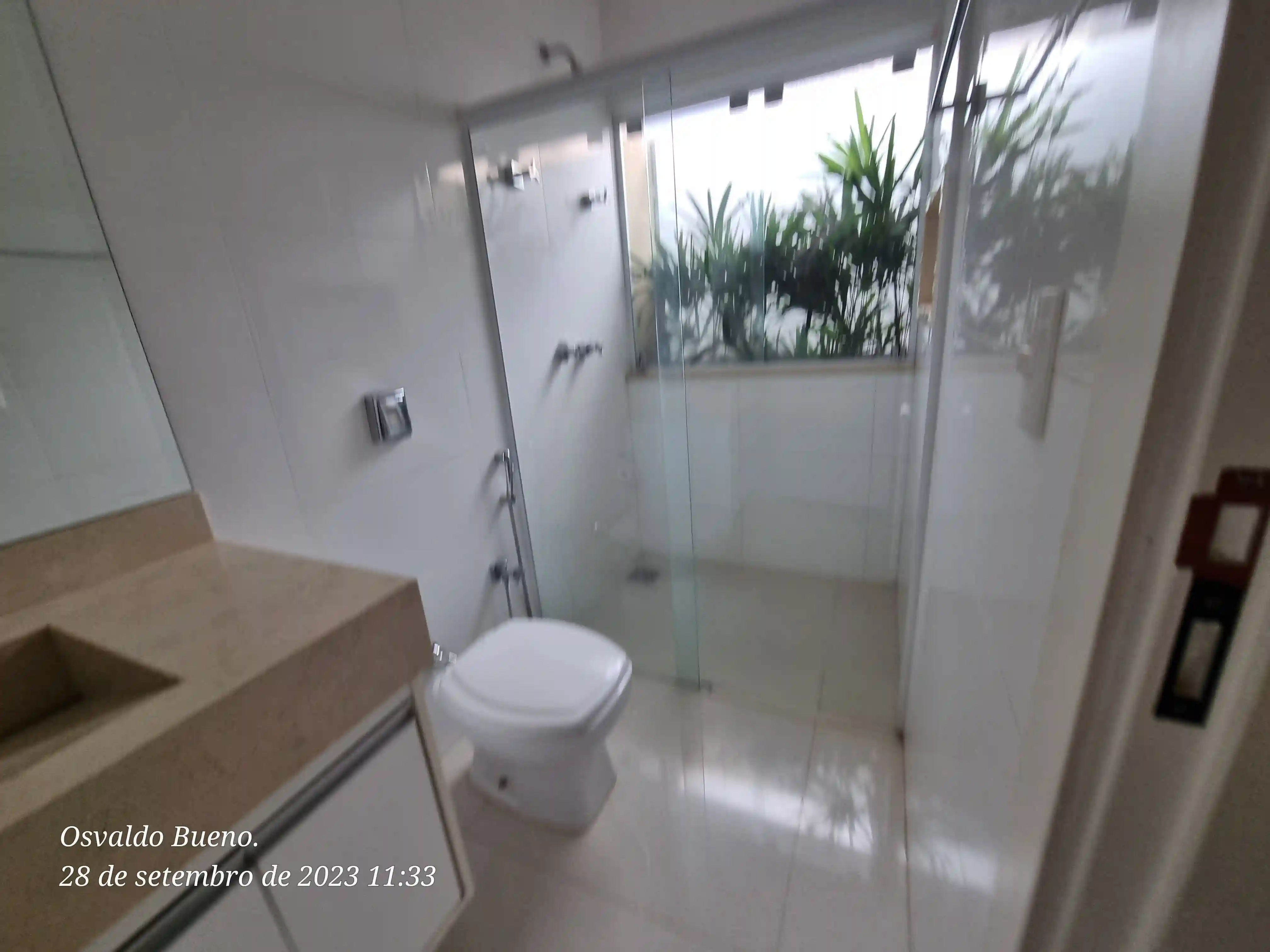 Casa de Condomínio com 3 quartos à venda, 220m² — foto 16 de 23