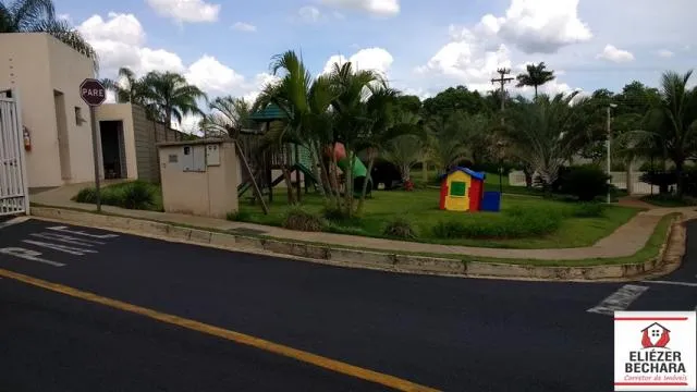 Casa de Condomínio à venda — foto 1 de 12