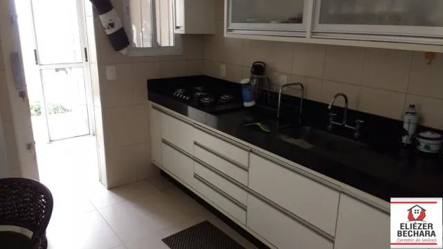 Casa de Condomínio à venda — foto 6 de 12
