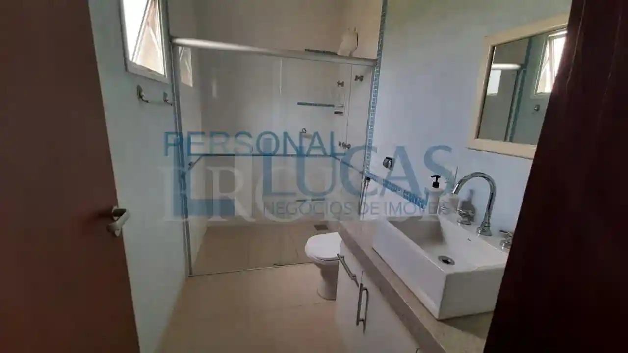 Casa de Condomínio com 3 quartos para aluguel, 340m² — foto 6 de 15