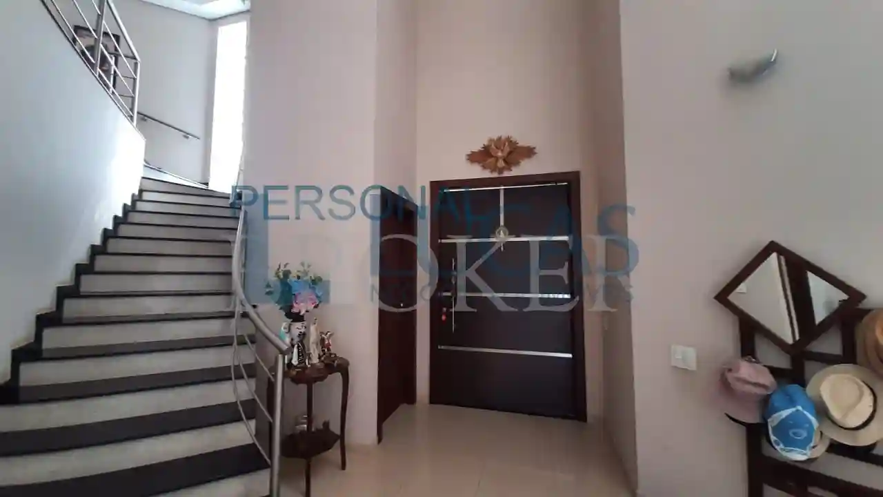 Casa de Condomínio com 3 quartos para aluguel, 340m² — foto 4 de 15