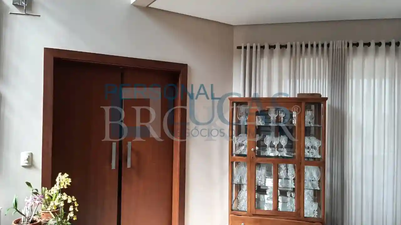Casa de Condomínio com 3 quartos para aluguel, 340m² — foto 9 de 15
