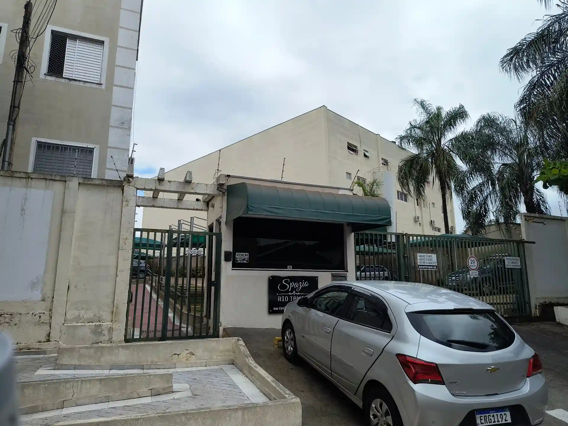 Apartamento com 2 quartos à venda, 53m² — foto 2 de 19