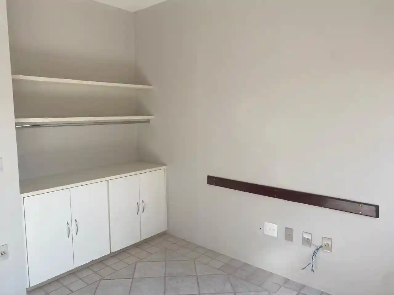 Casa Comercial com 3 quartos para aluguel, 250m² — foto 25 de 26