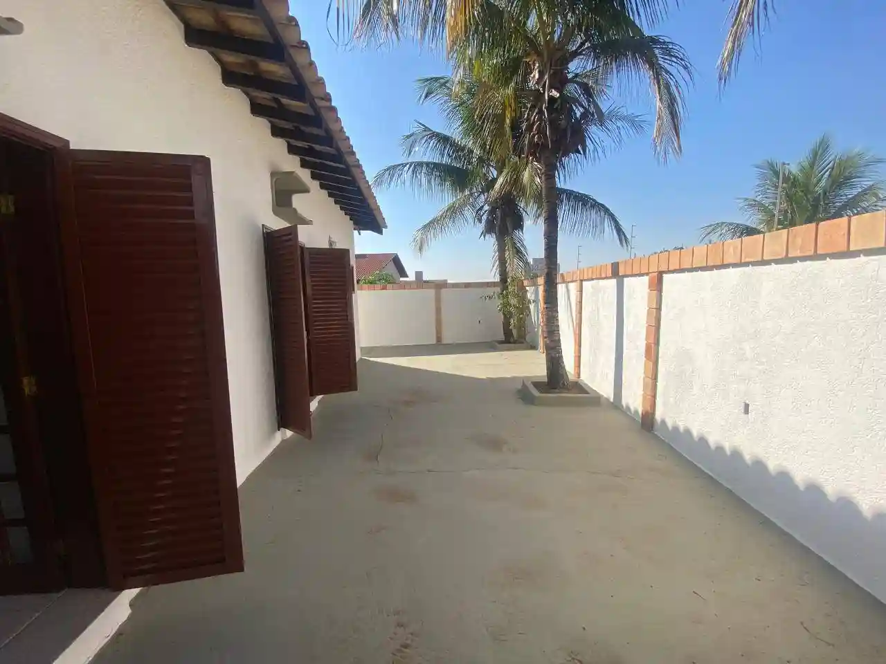 Casa Comercial com 3 quartos para aluguel, 250m² — foto 4 de 26