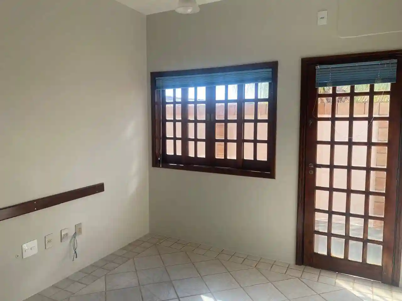 Casa Comercial com 3 quartos para aluguel, 250m² — foto 23 de 26