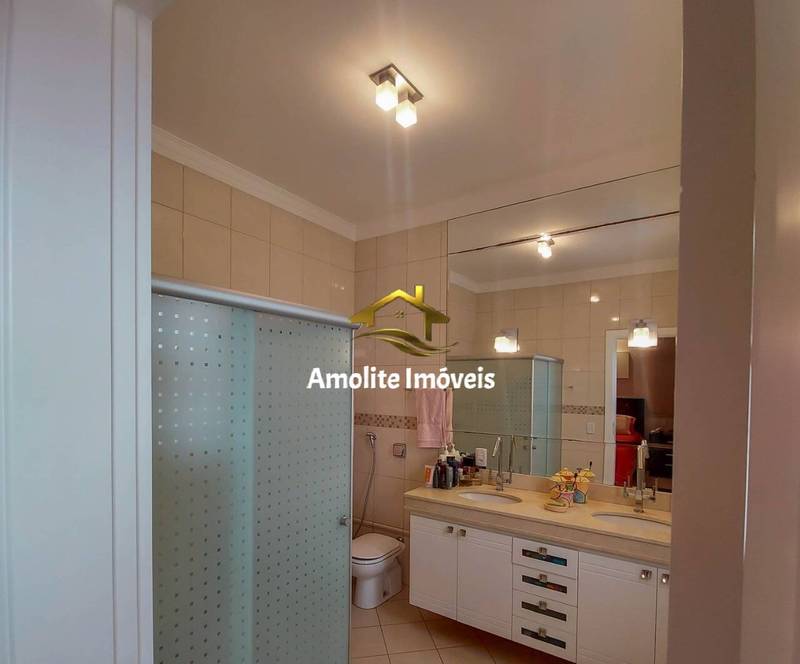 Casa de Condomínio com 4 quartos à venda, 370m² — foto 5 de 10