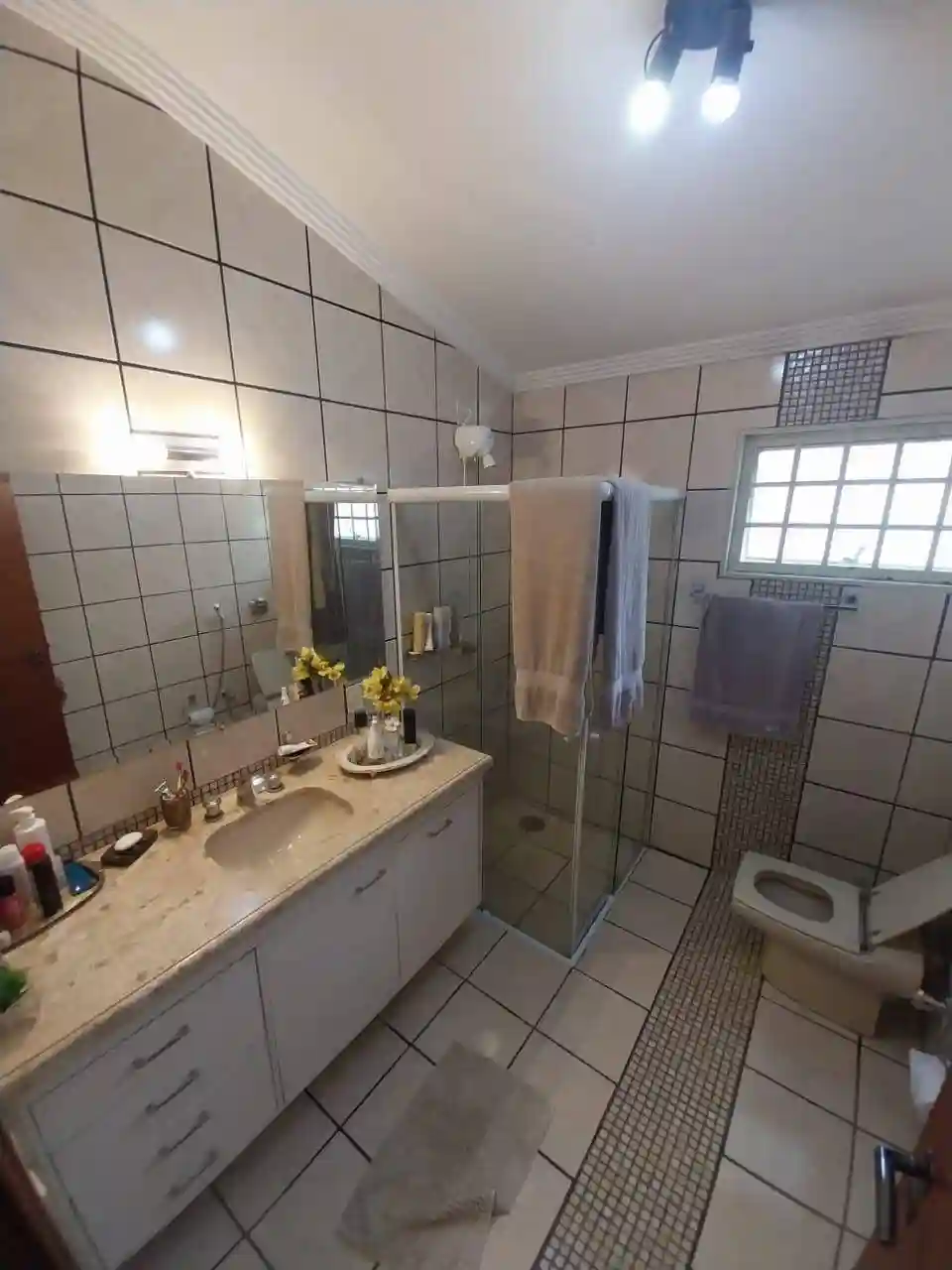 Casa com 3 quartos à venda, 250m² — foto 25 de 30