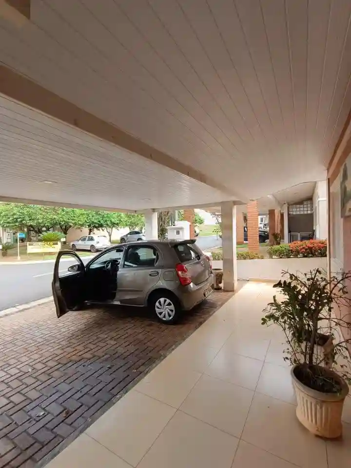 Casa de Condomínio com 3 quartos para aluguel, 182m² — foto 1 de 20