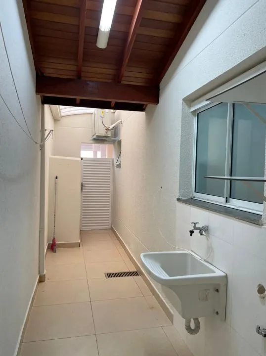 Casa de Condomínio à venda — foto 4 de 4