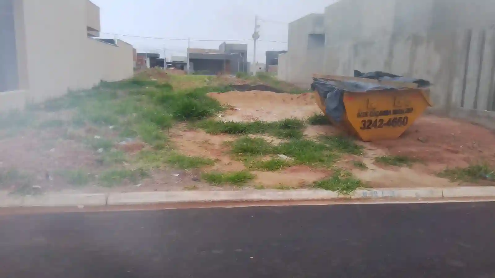 Terreno / Lote / Condomínio à venda — foto 2 de 2