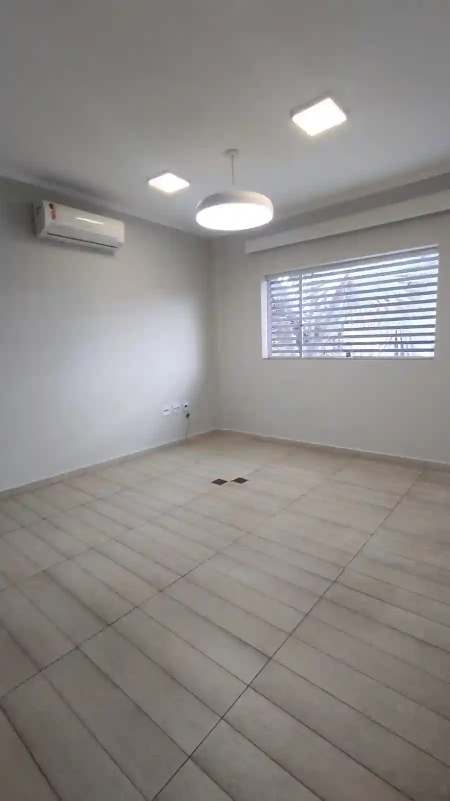 Loja / Salão / Ponto Comercial  à venda, 750m² — foto 9 de 43