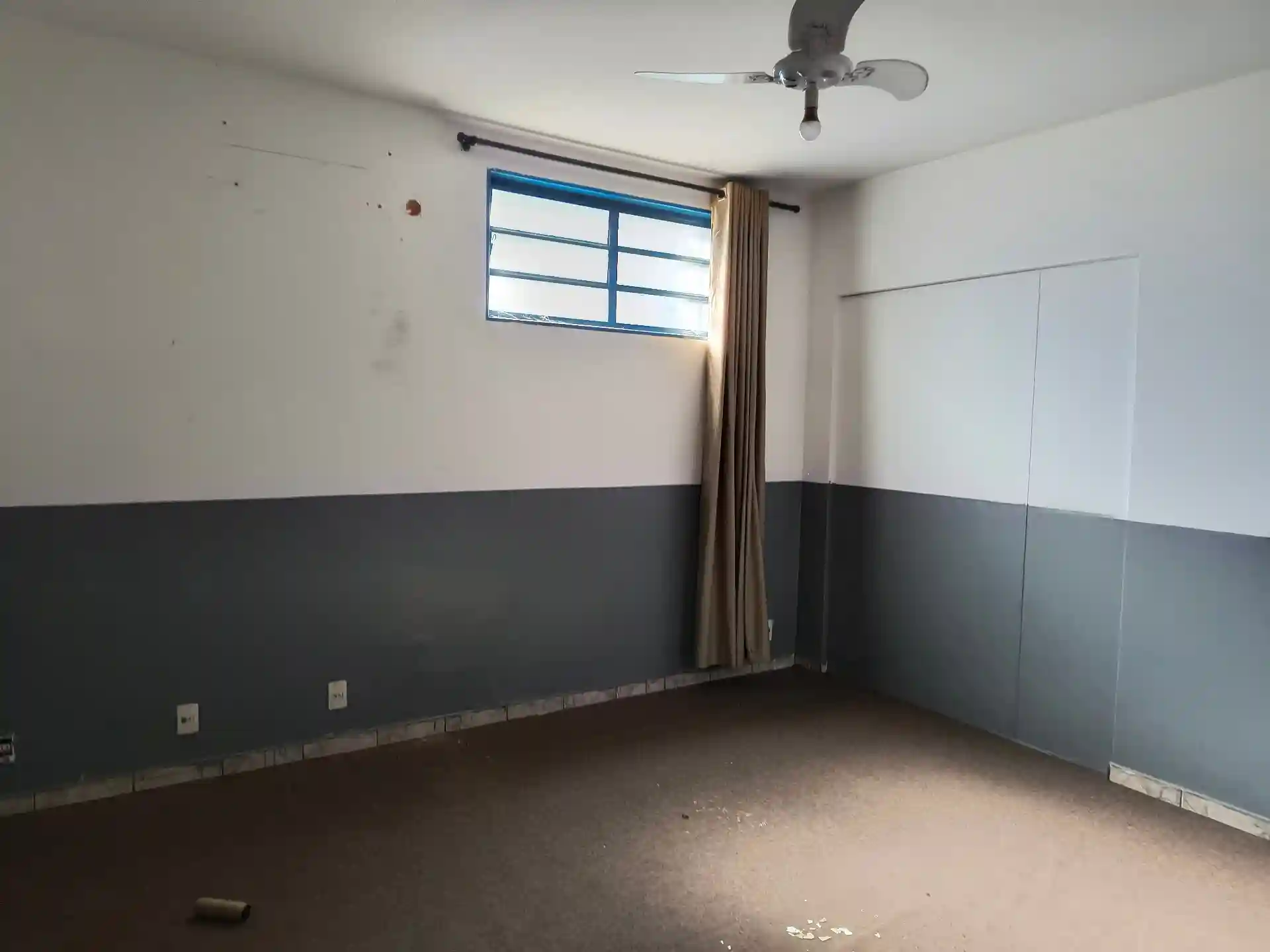 Galpão / Depósito / Armazém  à venda, 950m² — foto 10 de 13