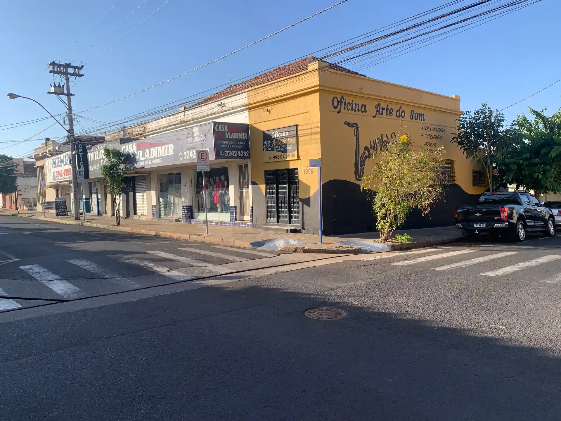 Casa Comercial  à venda, 840m² — foto 1 de 13
